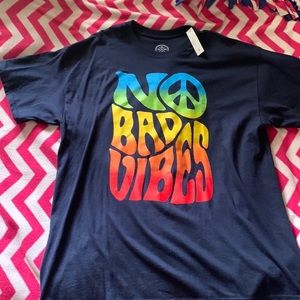 Dom Men's Shirts "No Bad Vibes" Graphic T-Shirt